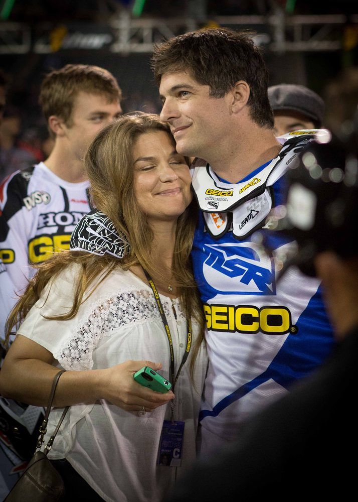 A beautiful moment with his wife Dottie. Kevin Windham says goodbye to the sport. Both he and Dottie are two of the most special people to ever be part of motocross. Dottie was there every step of the way with Kevin through the ups and downs of his career. That’s a strong woman!